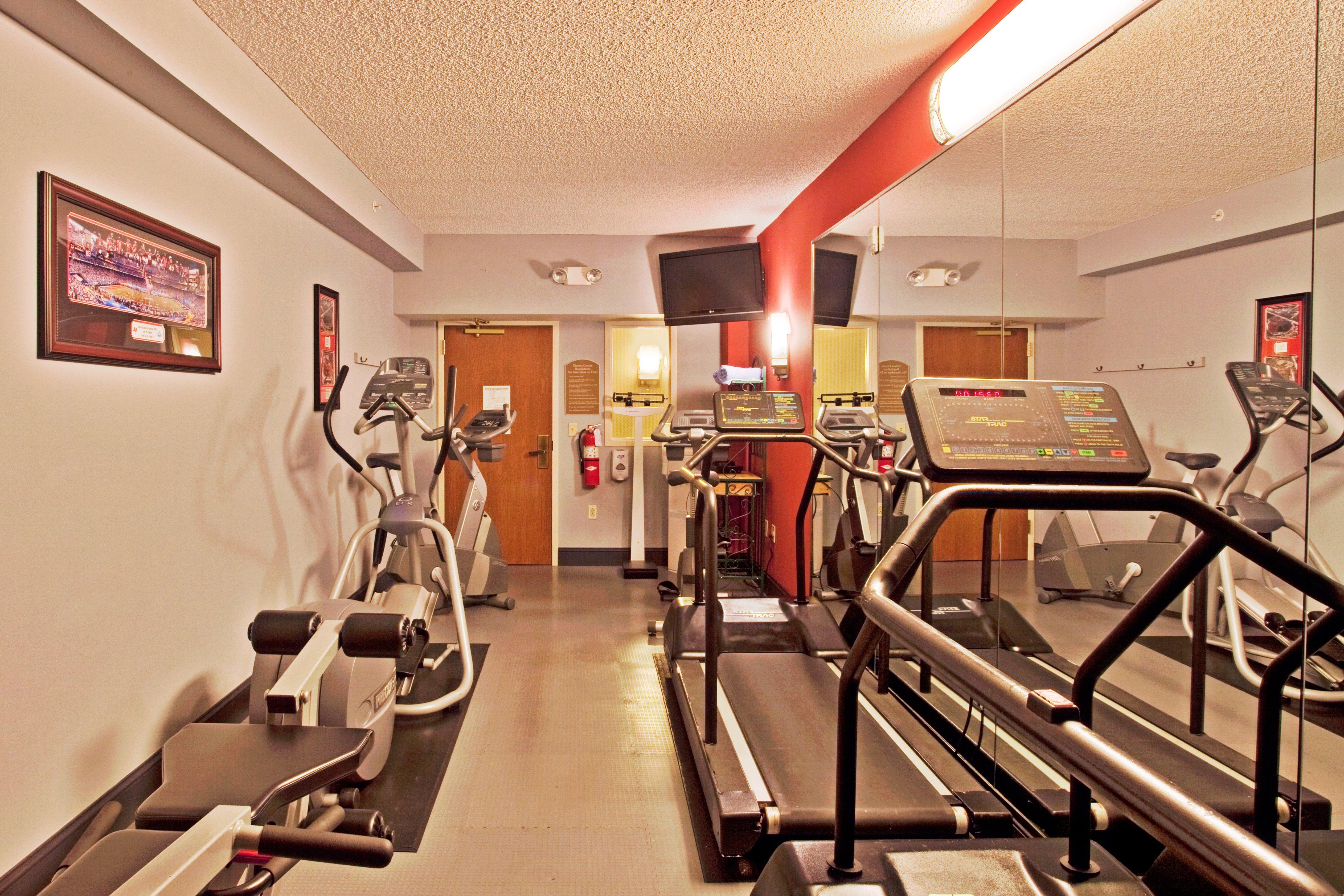 Holiday Inn Express And Suites Tampa I-75 At Bruce B. Downs By Ihg Luaran gambar