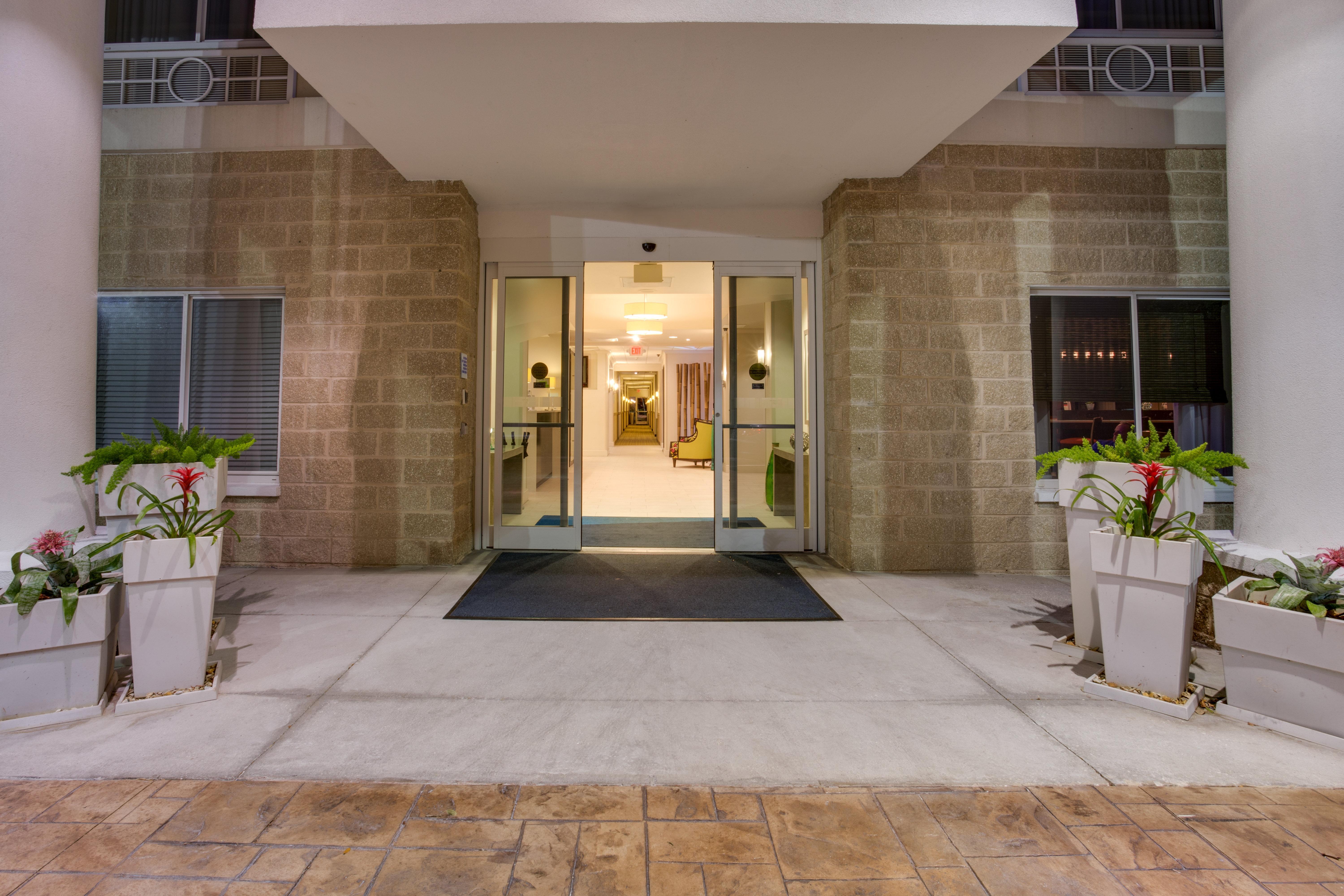 Holiday Inn Express And Suites Tampa I-75 At Bruce B. Downs By Ihg Luaran gambar