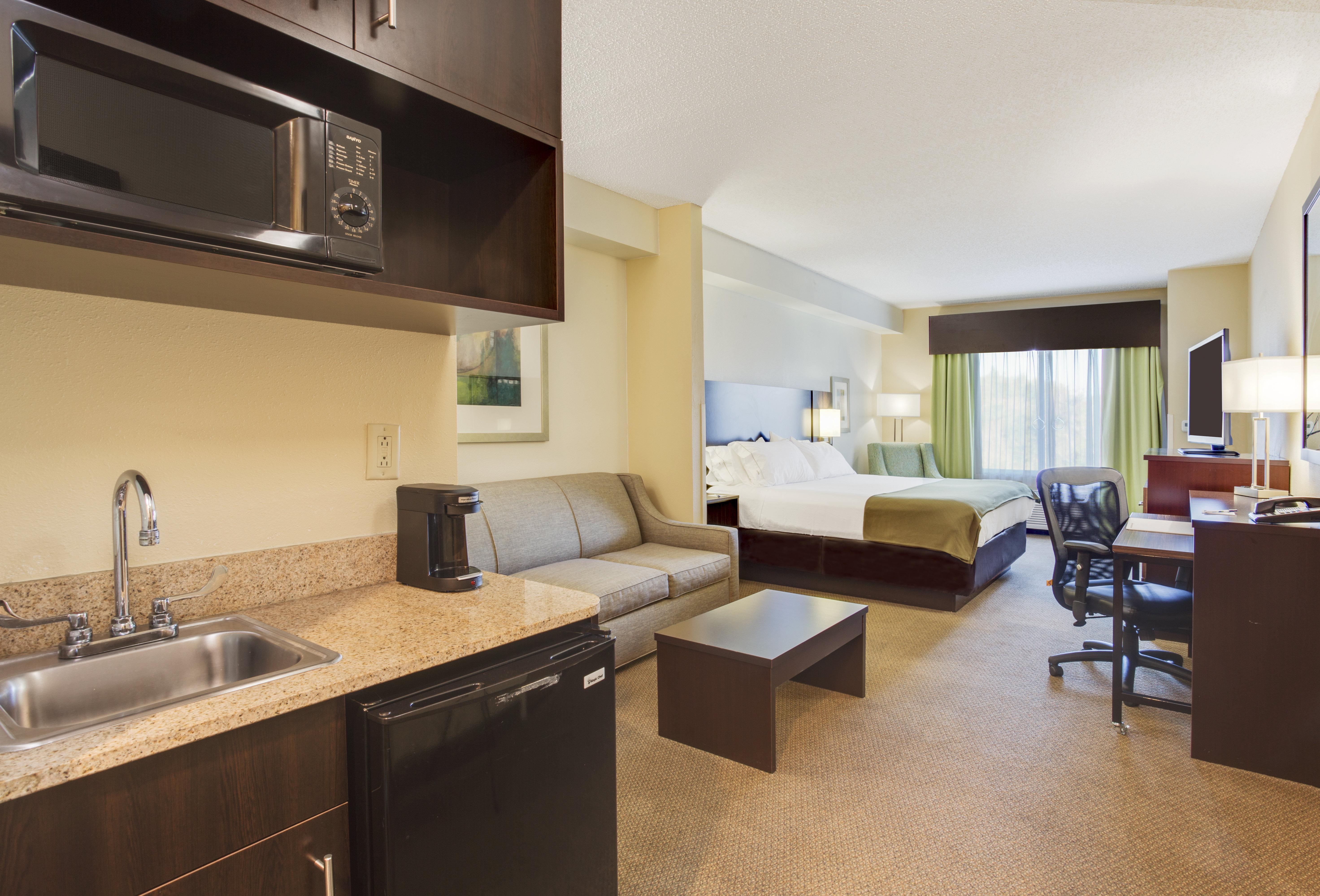 Holiday Inn Express And Suites Tampa I-75 At Bruce B. Downs By Ihg Luaran gambar