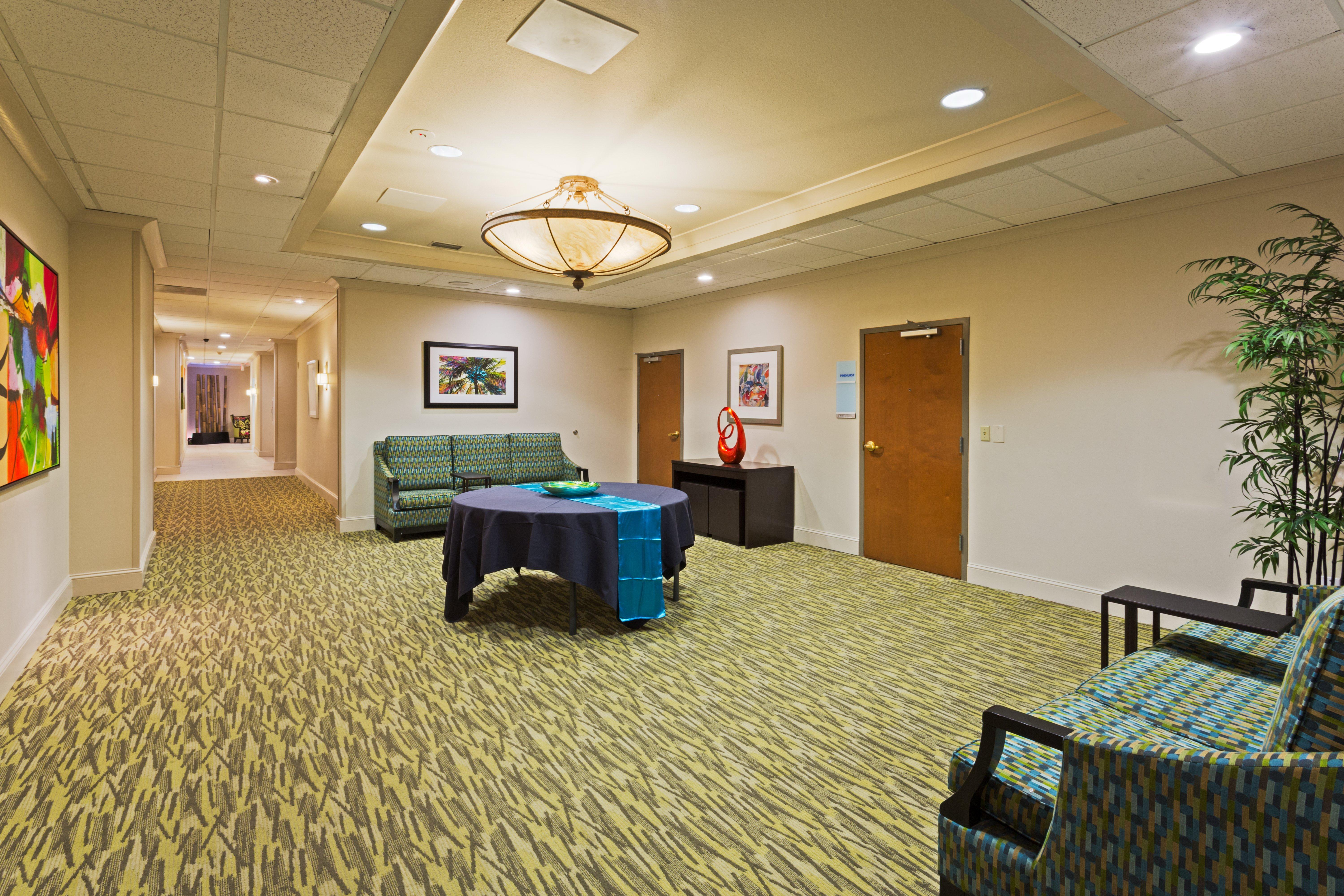 Holiday Inn Express And Suites Tampa I-75 At Bruce B. Downs By Ihg Luaran gambar