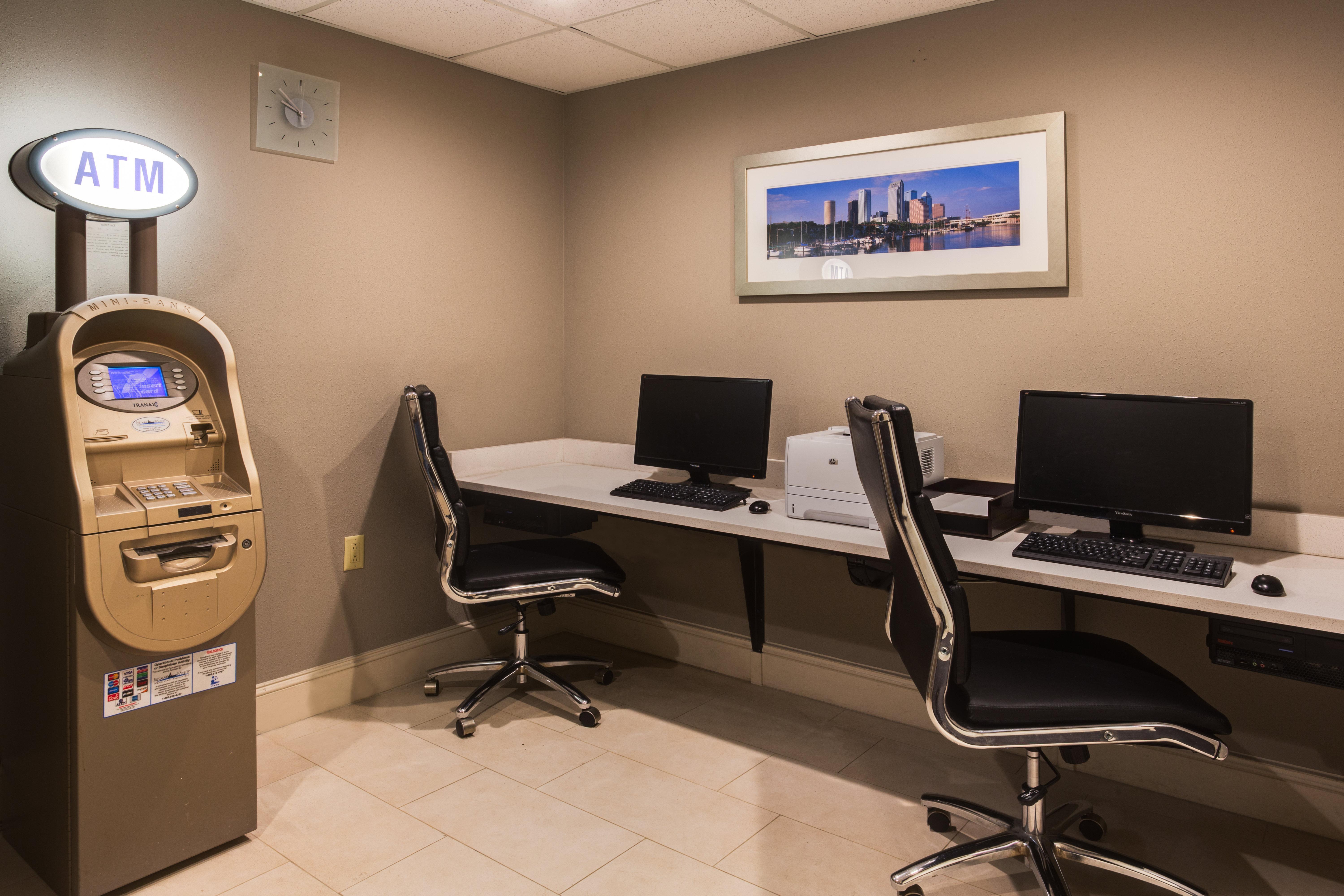Holiday Inn Express And Suites Tampa I-75 At Bruce B. Downs By Ihg Luaran gambar